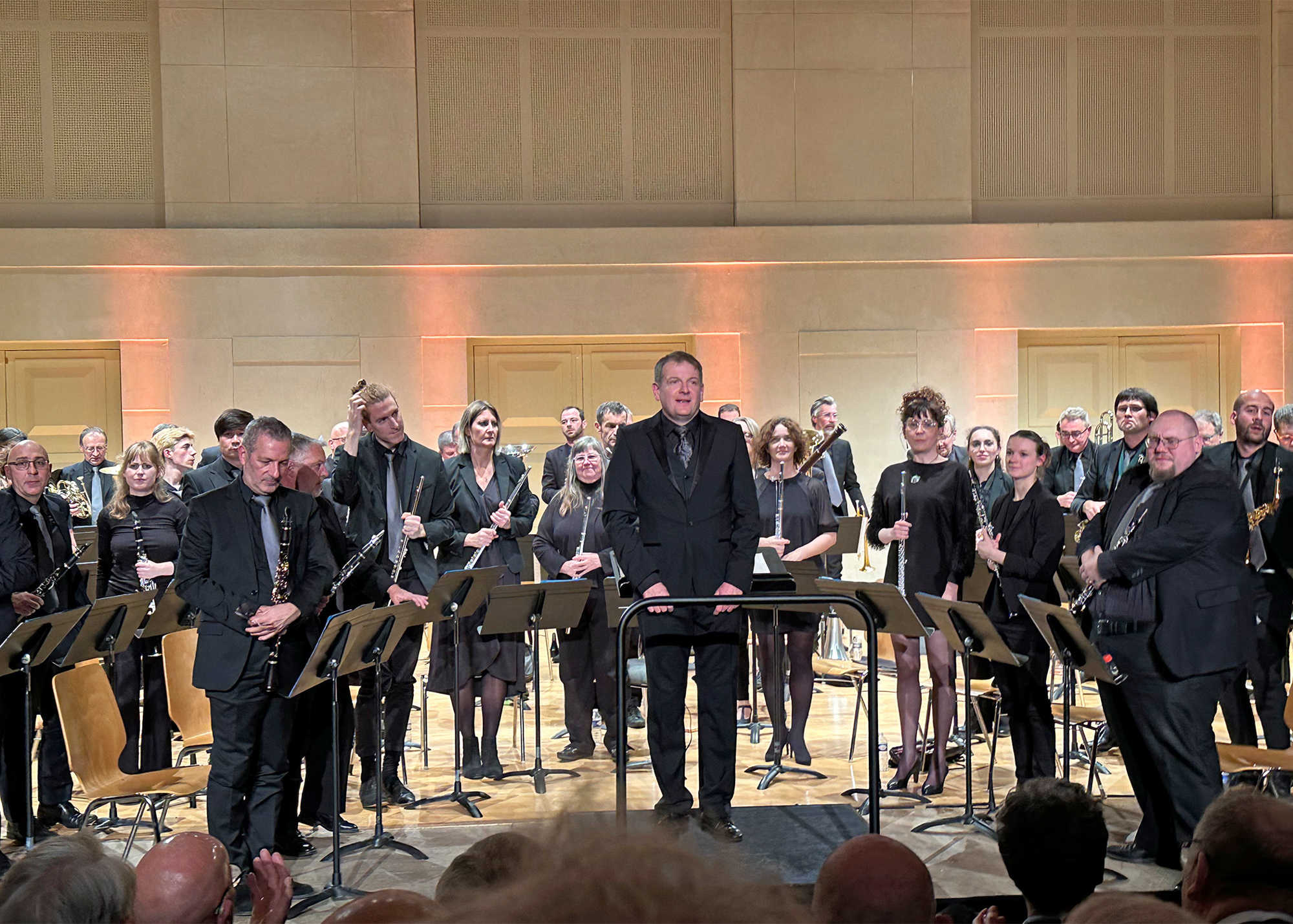 L'Harmonie municipale de Metz, under the direction of Arnaud Tutin, performed a concert at the Jean-Marie Rausch Arsenal on the evening of November 18.