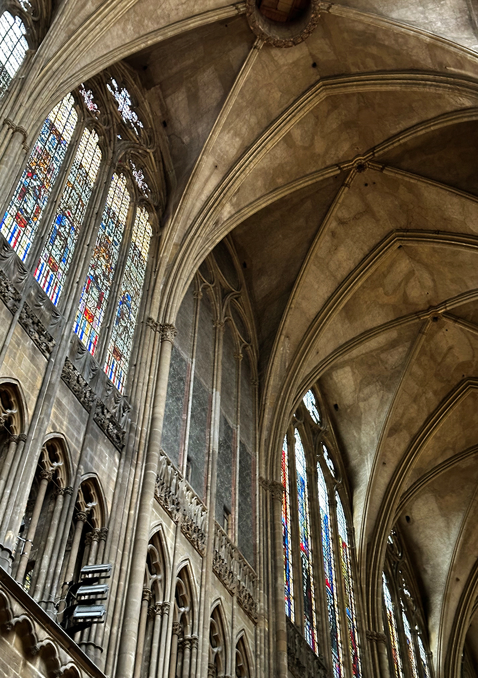 Nearly two-thirds of the glass windows in the cathedral were created during the Renaissance.