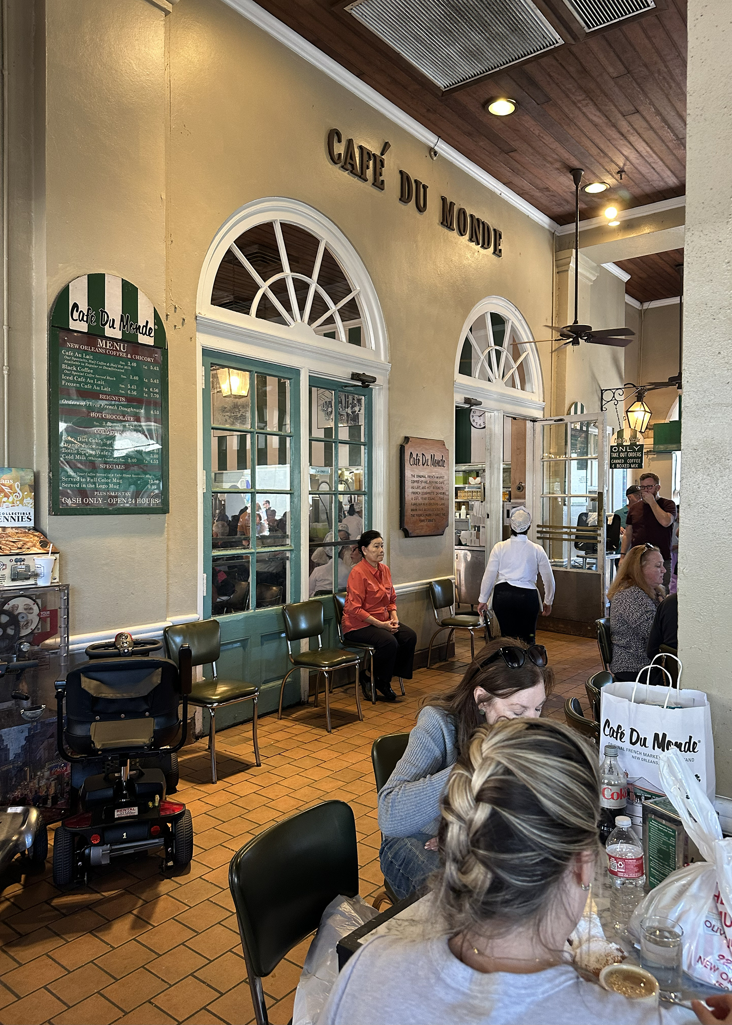 Café du Monde.